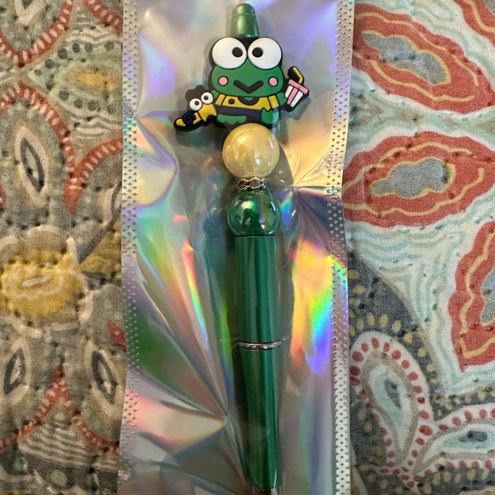 Customize pen done by my 13 year old for her school field trip this year to Wash